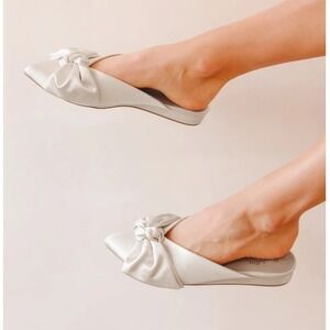 Seychelles Wedding Bells Ivory Satin Bow Mule Flats Shoes Size 8.5 New in‎ Box